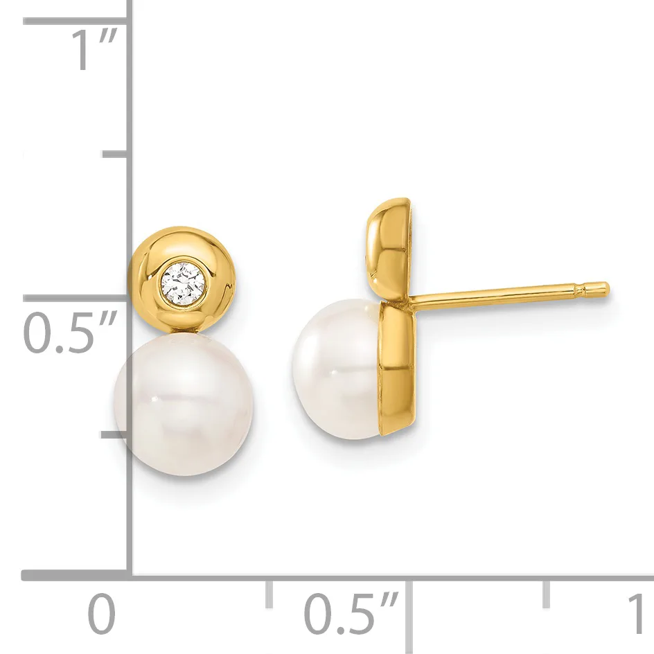A pair of gold stud earrings featuring white pearls topped with small diamond accents, shown from front and side views next to a measurement scale.