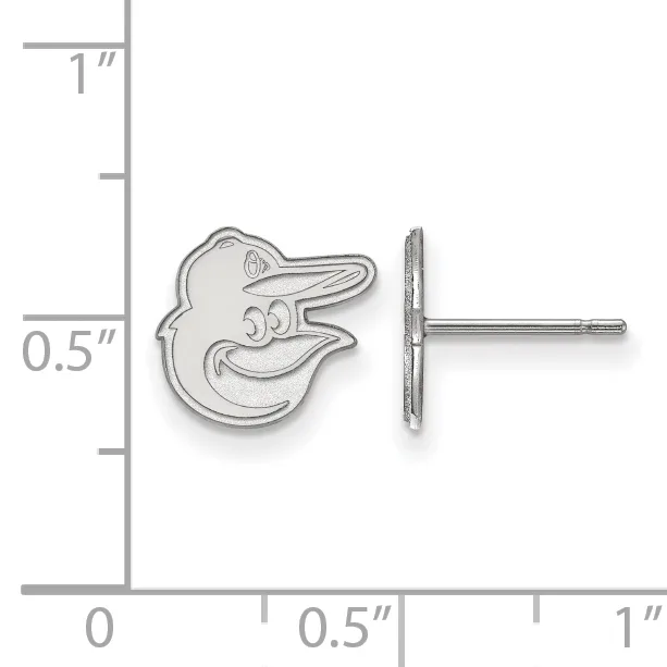 Silver stud earring with a stylized bird head design shown against a measurement scale indicating approximately half an inch in height.