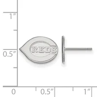 Silver-colored oval cufflink with ridged edges and center oval depression, shown against a measurement scale indicating approximately 0.75 inches wide by 0.5 inches tall.
