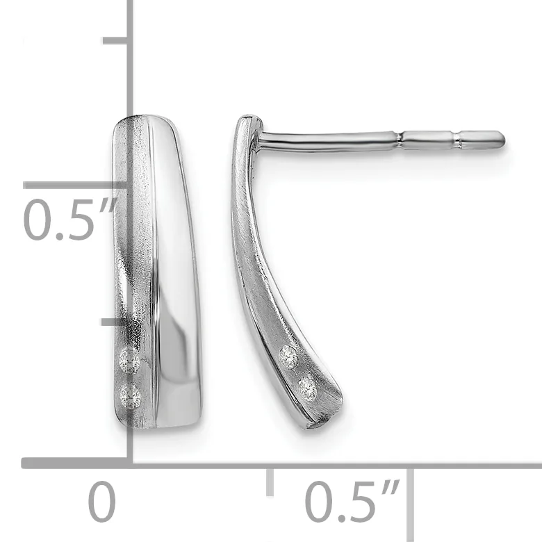 Pair of silver curved stud earrings with textured finish, shown against a measurement scale indicating approximately 0.5 inches in length.